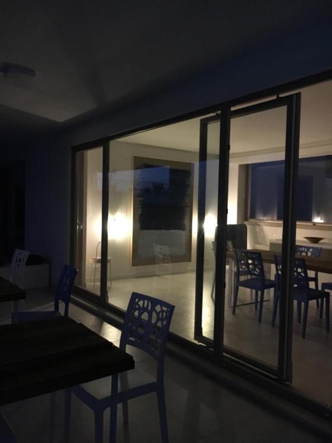 Luxury Villa Blue&Blanc Piscina A Sfioro Isola Diamante Eksteriør bilde
